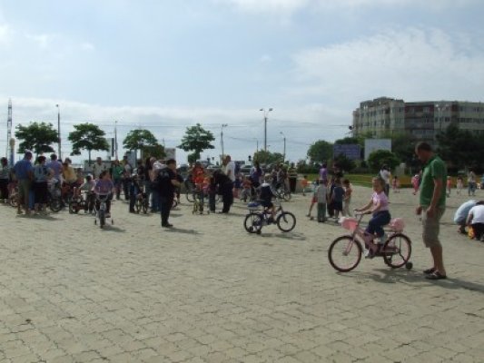 67 de minori daţi dispăruţi, găsiţi de poliţişti